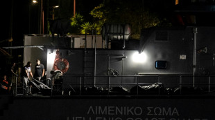 Naufrage de migrants en Gr&egrave;ce: les espoirs de trouver des survivants "s'amenuisent"