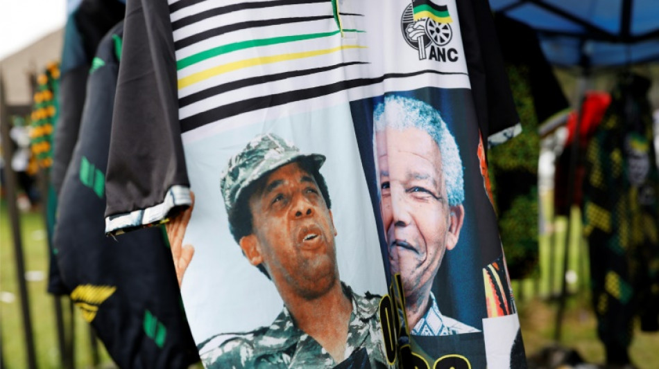 El asesinato de un l&iacute;der antiapartheid hace 30 a&ntilde;os a&uacute;n sacude Sud&aacute;frica