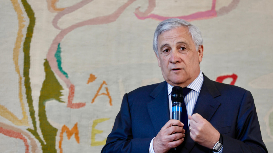 Tajani, 'vicino a Israele, antisemitismo va fermato'