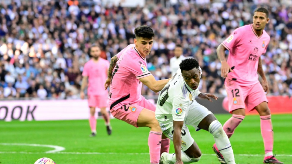 Madrid cut Liga gap on Barca with Espanyol comeback