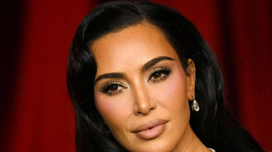 "J'&eacute;tais certaine que j'allais mourir", dit Kim Kardashian au proc&egrave;s de son braquage
