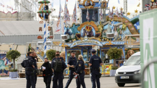 La F&ecirc;te de la bi&egrave;re de Munich reprend apr&egrave;s un drame familial et une alerte &agrave; la bombe