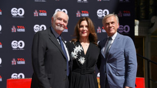 Le prochain James Bond sera au service de sa majest&eacute; "le Roi", selon ses producteurs