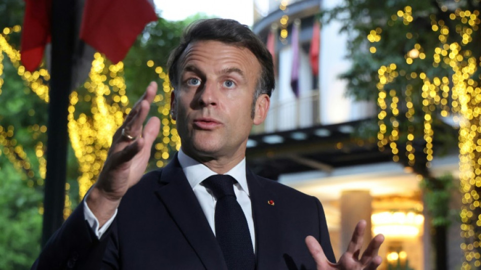 Taxes douani&egrave;res am&eacute;ricaines: Macron se dit "confiant", esp&egrave;re un retour aux "tarifs les plus bas possibles"