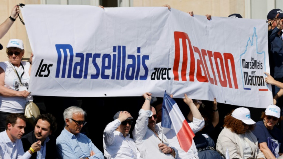Macron en meeting &agrave; Marseille, notamment pour parler &agrave; la gauche