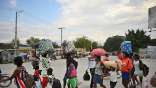 Haiti paga d&iacute;vida de US$ 500 milh&otilde;es &agrave; Venezuela por fornecimento de petr&oacute;leo
