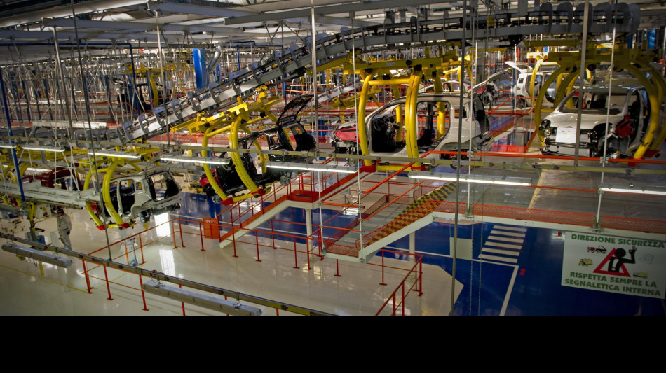 Istat, cala la produzione industriale a maggio, -0,7%