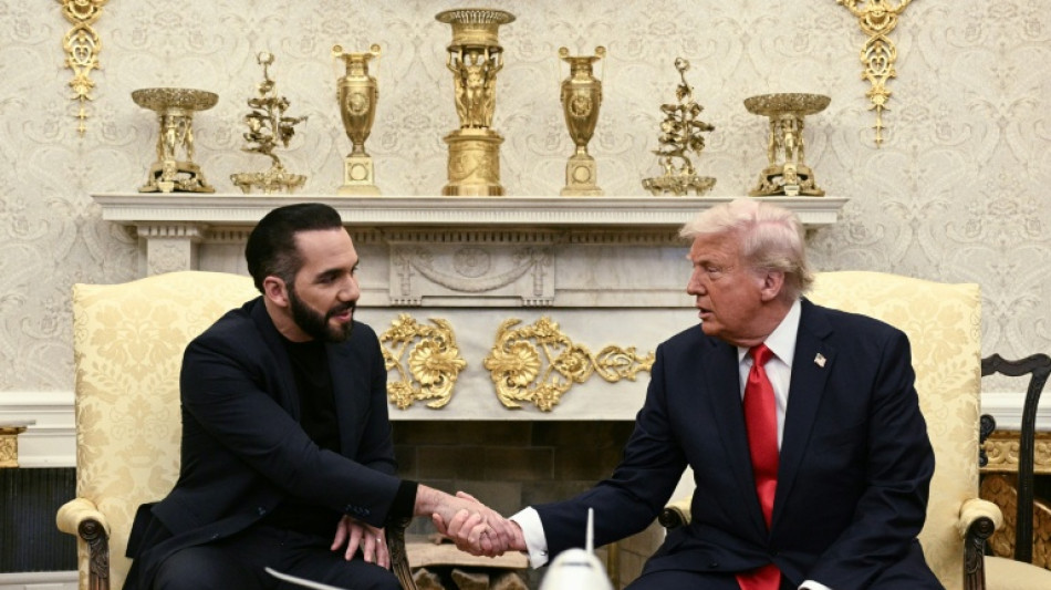 El Salvador offers to swap US deportees with Venezuela