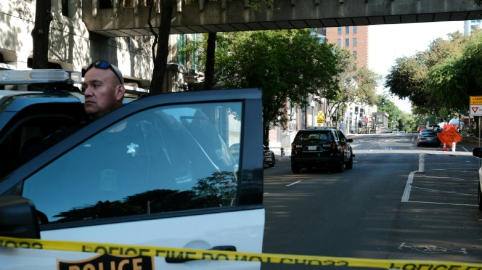 Arrestan a un sospechoso tras el tiroteo que dej&oacute; seis muertos en California