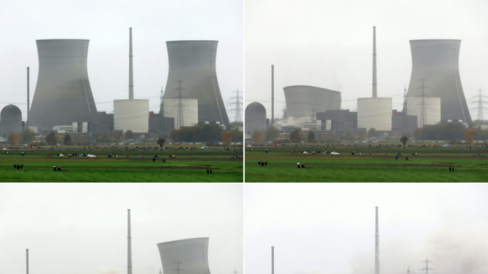 K&uuml;hlt&uuml;rme von Ex-Atomkraftwerk Gundremmingen gesprengt - Zehntausende Zuschauer