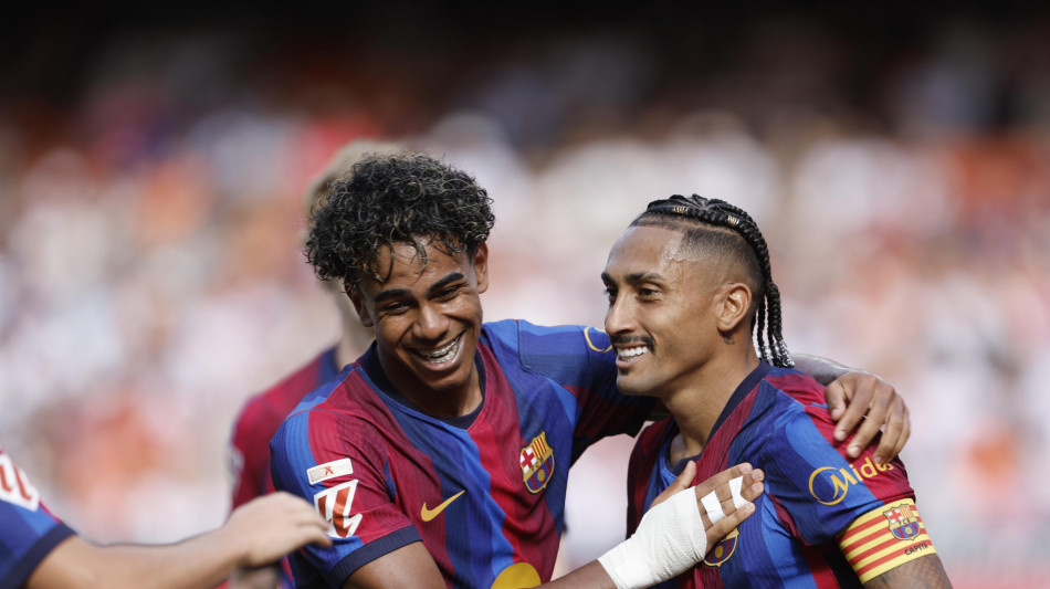 Manita del Barcellona a Valencia, blaugrana primi in solitaria