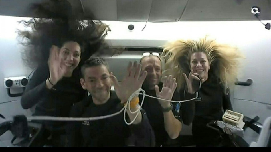 Apr&egrave;s la premi&egrave;re sortie spatiale priv&eacute;e, la mission de SpaceX est revenue sur Terre