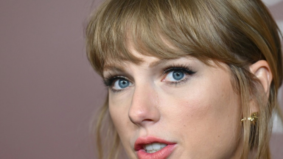Autofahrer f&auml;hrt in Haus von Pops&auml;ngerin Taylor Swift in New York