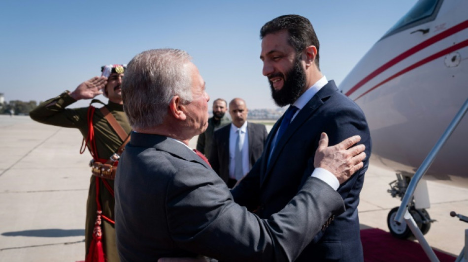 Jordanischer K&ouml;nig und syrischer &Uuml;bergangspr&auml;sident treffen sich in Amman