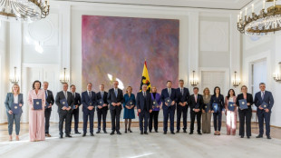 Wirtschaft mit bisheriger Arbeit der Bundesregierung eher unzufrieden