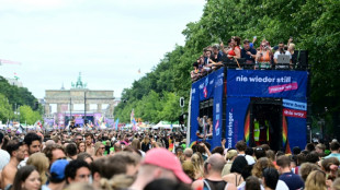 Queer-Beauftragte will Kanzler Merz zu Christopher Street Day einladen