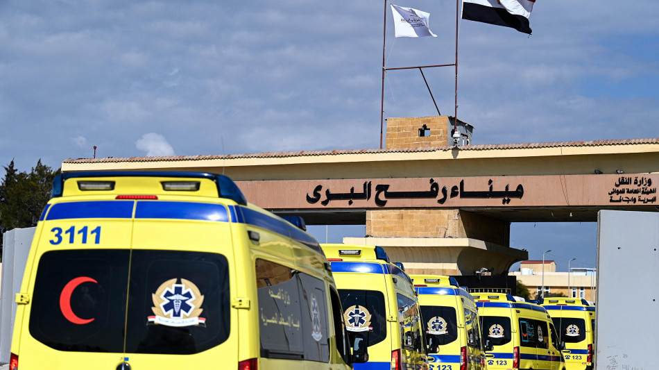 Media, Hamas chiede più aiuti e l'apertura del valico di Rafah