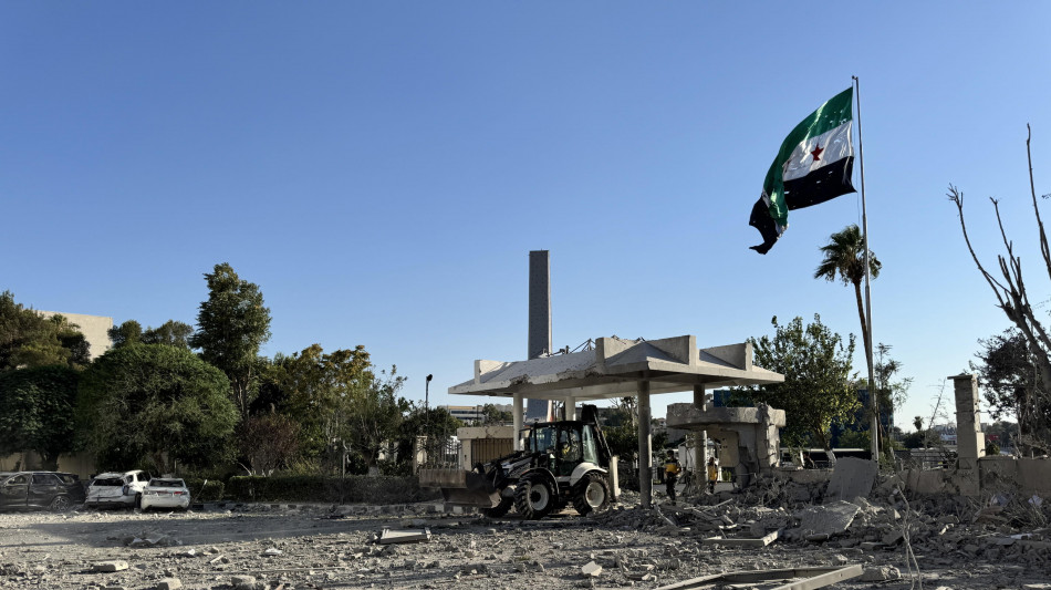 La Siria denuncia nuovi raid israeliani su periferia di Damasco