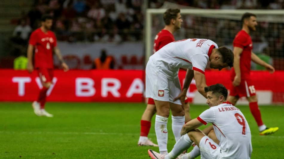 T&eacute;cnico da Pol&ocirc;nia diz que Lewandowski 'provavelmente' voltar&aacute; no 2&ordm; jogo da Euro