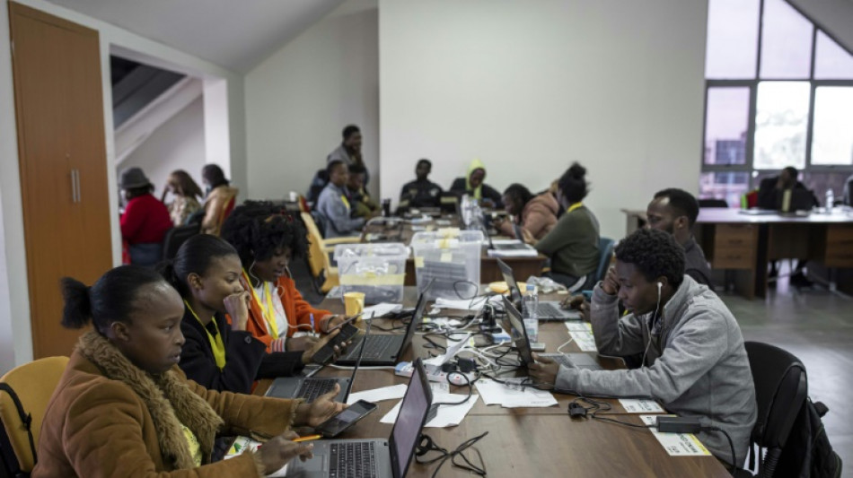 Pr&eacute;sidentielle au Kenya: inqui&eacute;tude face &agrave; la d&eacute;sinformation, le d&eacute;pouillement continue