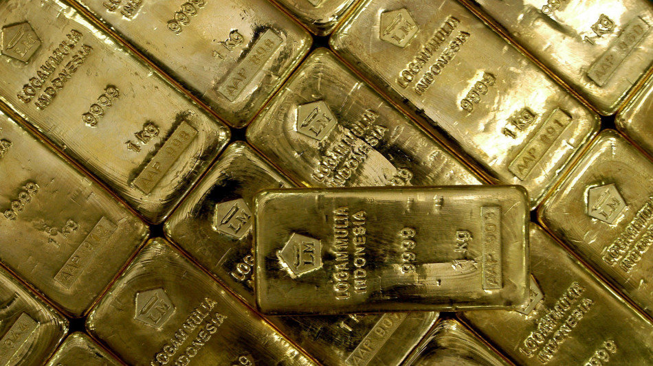 L'oro &egrave; in rialzo, a 2.375,50 dollari l'oncia