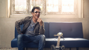 Edoardo Bennato, quattro concerti evento in estate con Be-Band e Quartetto Flegreo