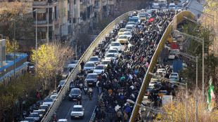 Media, 'un miliziano del regime iraniano ucciso negli scontri'