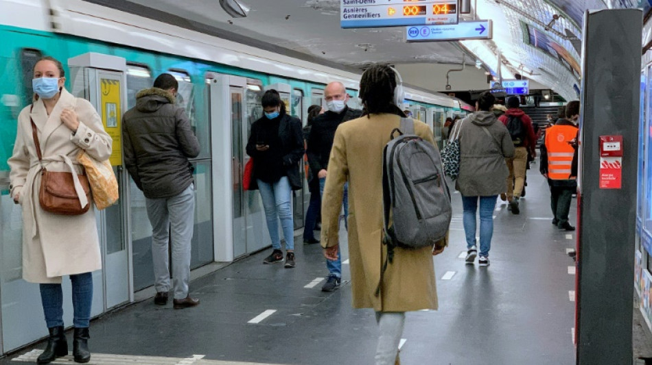Covid: le masque ne sera plus obligatoire dans les transports en commun d&egrave;s lundi