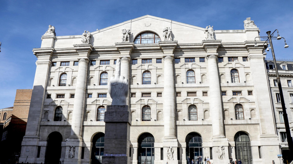 Borsa: Milano (-0,5%) fiacca con l'Europa dopo l'avvio di Wall street