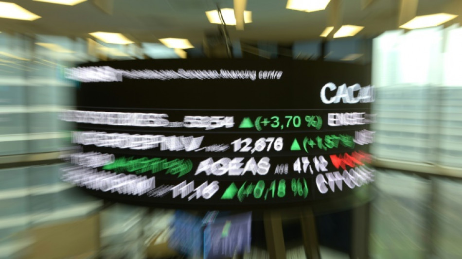 La Bourse de Paris ouvre en nette hausse de 1,06% &agrave; 7.039,71 points