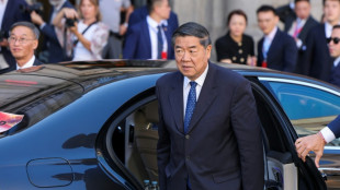 EEUU y China reanudan conversaciones comerciales en Madrid