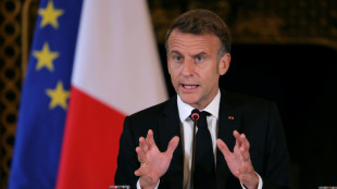 Gouvernement: les forces politiques &agrave; l'Elys&eacute;e pour une r&eacute;union de crise avec Macron