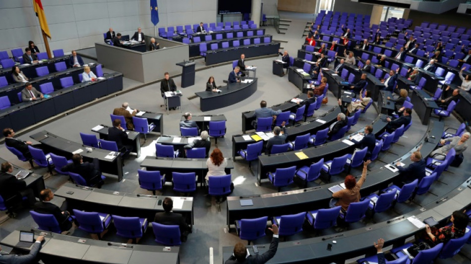 Koalitionsverhandlungen von erneutem Aufwind f&uuml;r AfD in Umfragen begleitet