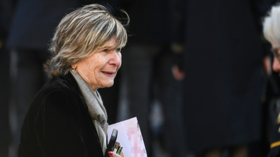 Un proc&egrave;s en mai pour Mimi Marchand, soup&ccedil;onn&eacute;e de chantage sur Karine Le Marchand