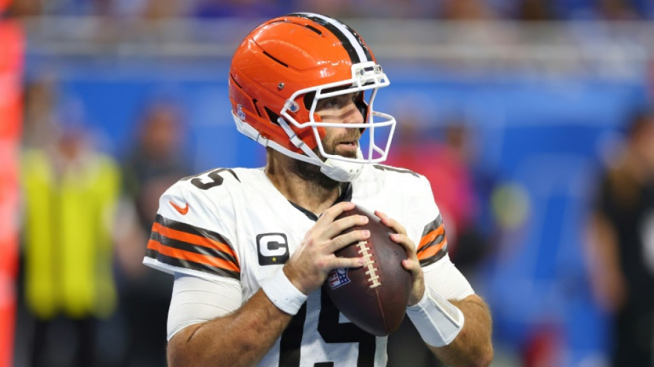 Bengals sign veteran quarterback Flacco after Burrow injury 