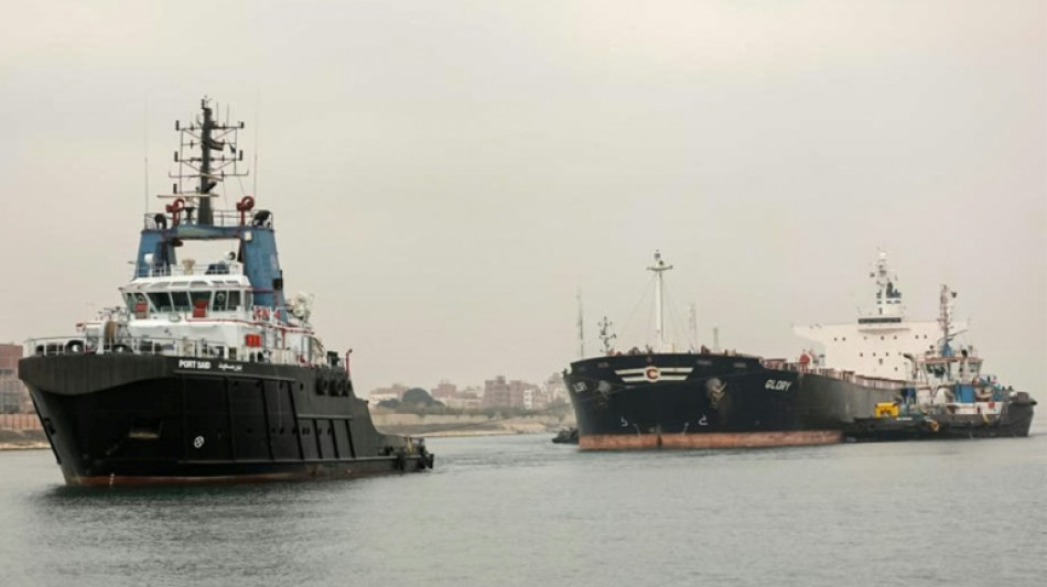 Canal de Suez: un navire &eacute;chou&eacute; remis &agrave; flot, le trafic reste normal