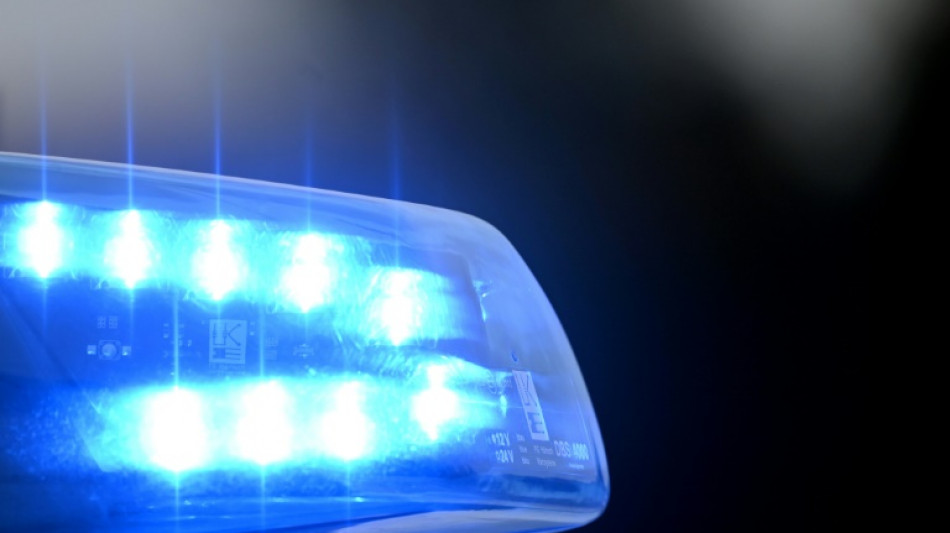 Mann in Berlin bedroht spielende Kinder offenbar mit Waffe - SEK-Einsatz