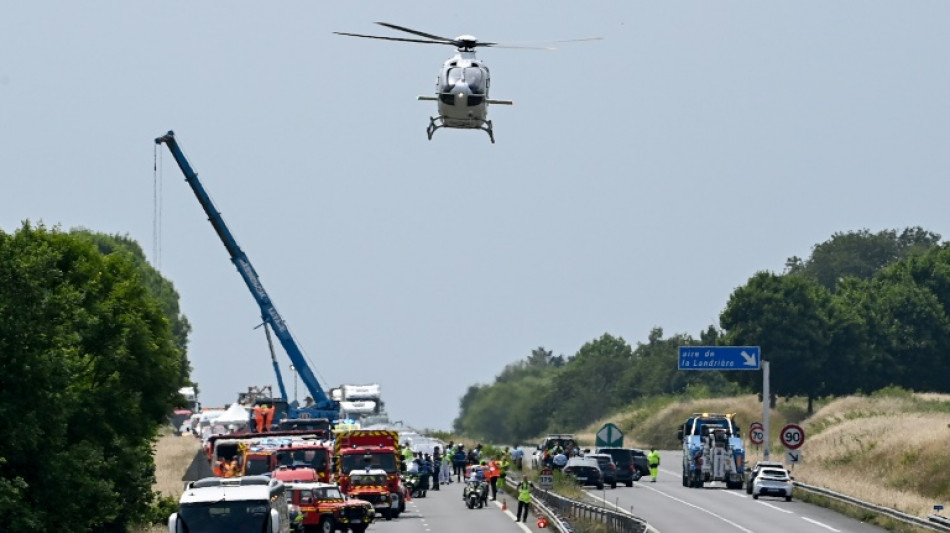 Dans la Sarthe, quatre morts apr&egrave;s un accident de car transportant des adolescents ukrainiens