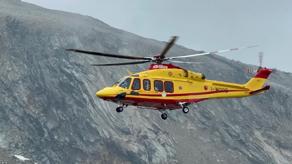 Cade durante gita, morto quindicenne in Valle d'Aosta