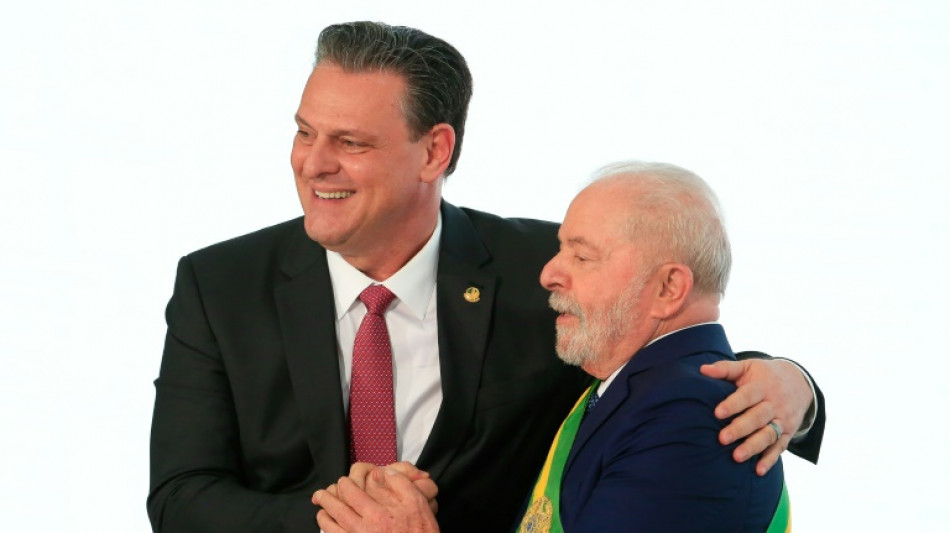 Ministro brasile&ntilde;o apoya "boicot" de proveedores de carne a Carrefour