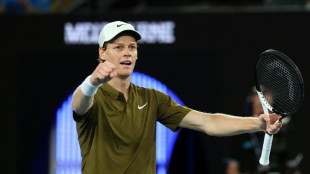 Sinner derrota Shelton com tranquilidade e avan&ccedil;a &agrave;s semis do Aberto da Austr&aacute;lia