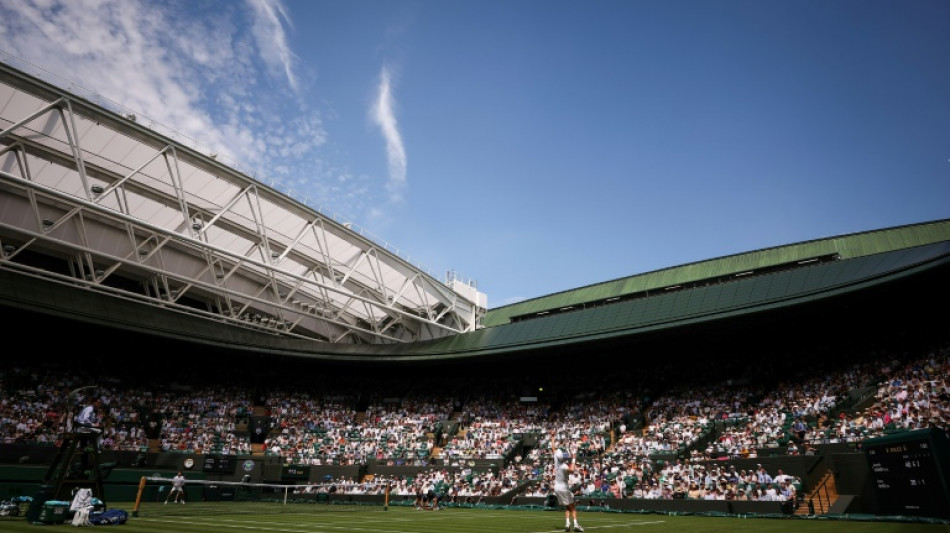Wimbledon: Sinner et Swiatek sans souci, Zverev prend la porte