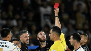 Sergio Ramos, criticado en M&eacute;xico por dar "patada callejera" a un rival