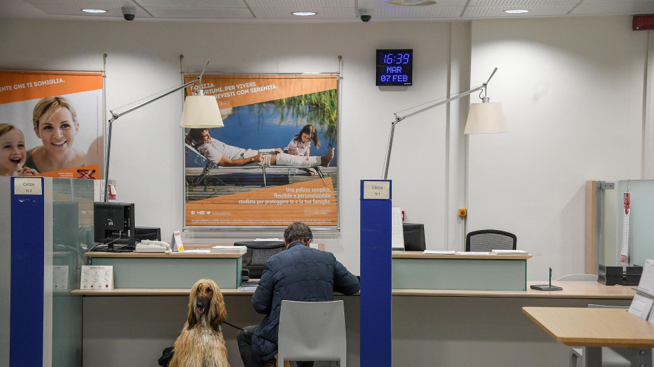 Consob, crescita a doppia cifra degli utili per le banche quotate, a 16,7 miliardi