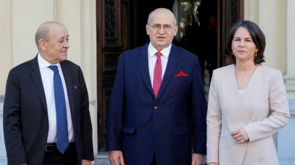 Baerbock w&uuml;rdigt polnische Hilfe f&uuml;r ukrainische Fl&uuml;chtlinge