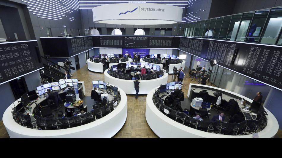 Borsa: l'Europa chiude in calo, Francoforte -0,63%