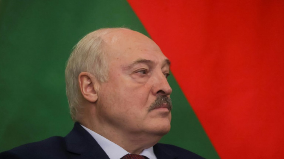 El presidente de Bielorrusia indulta a 32 prisioneros pol&iacute;ticos