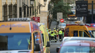 Cuatro desaparecidos tras el derrumbe parcial de un edificio en obras en Madrid