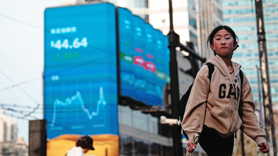 Borsa: l'Asia sale sulla scommessa di accordi commerciali