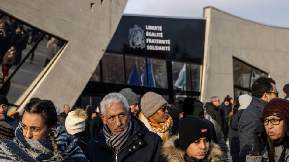Recueillement, solidarit&eacute; et &eacute;motion &agrave; Vaulx-en-Velin apr&egrave;s l'incendie meurtrier